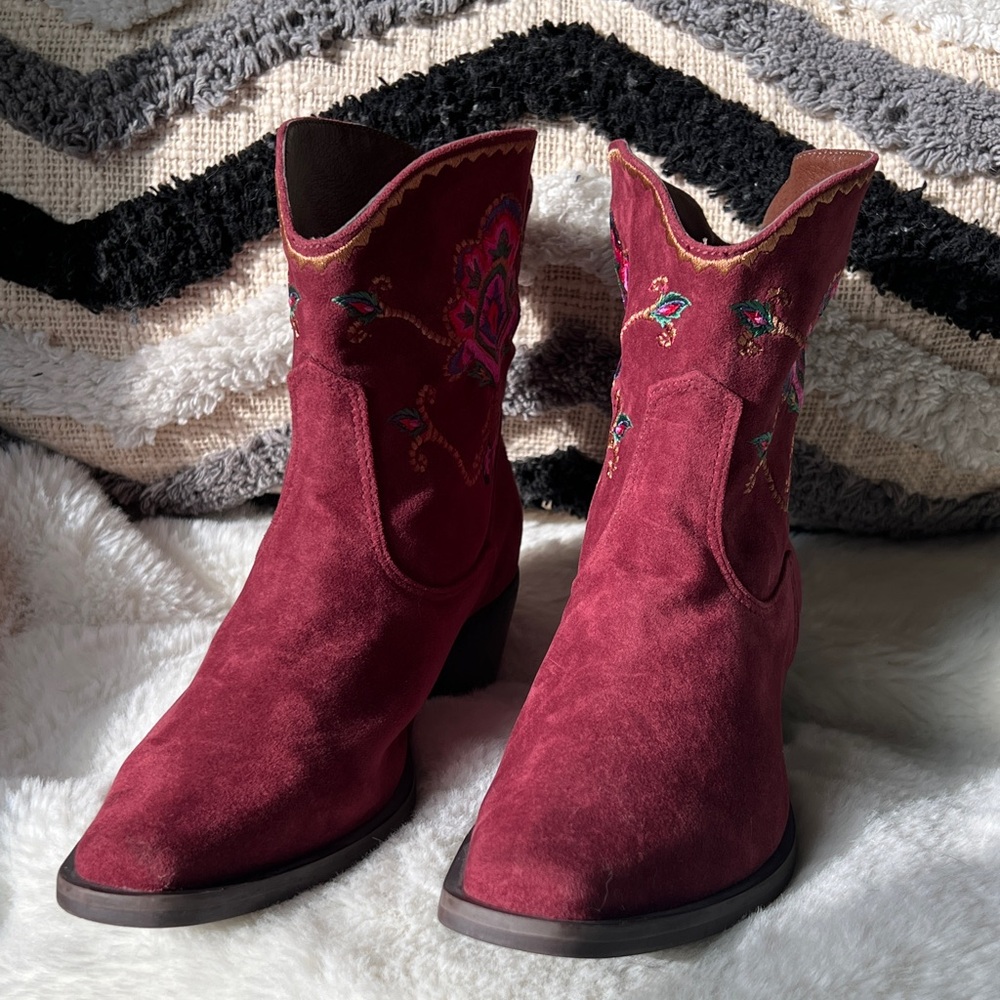 FARM RIO Marsala Boho EMBROIDERED Western ankle booties Size 7 US 36 EU - Picture 5 of 17